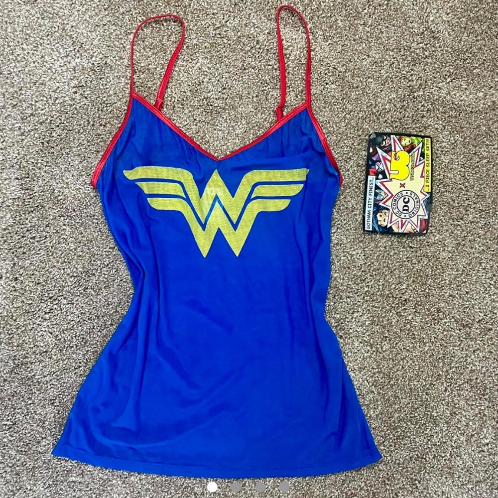 Wonder Woman top